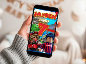 roblox-birthday-video-invitation-animated-2-2 Animated Roblox birthday video invitation showing popular avatars in a colorful game world.